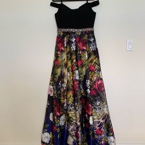 Beautiful dress with beaded belt